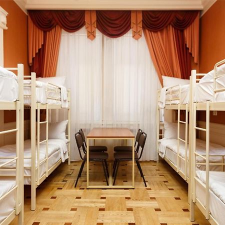 Hostel Suputnyk إلفيف المظهر الخارجي الصورة