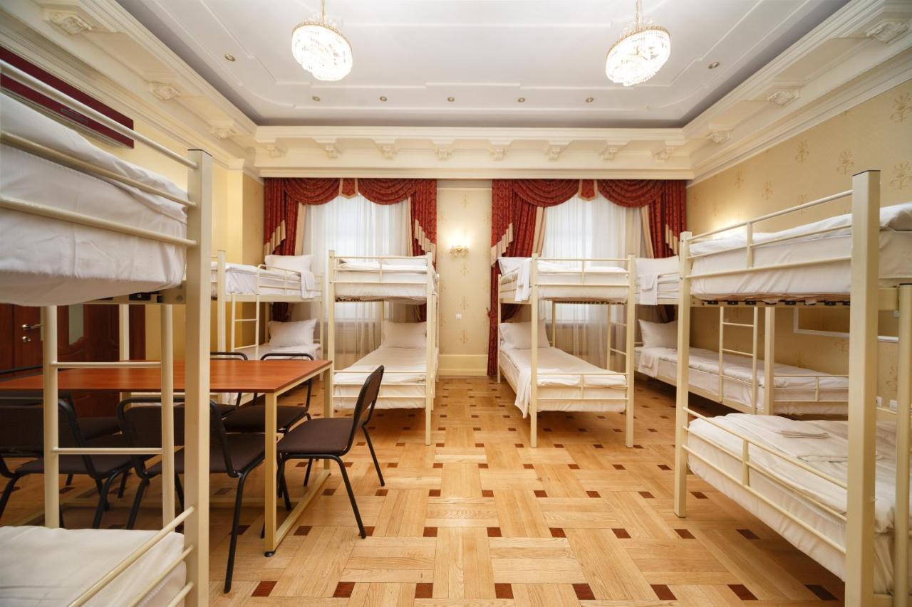 Hostel Suputnyk إلفيف المظهر الخارجي الصورة